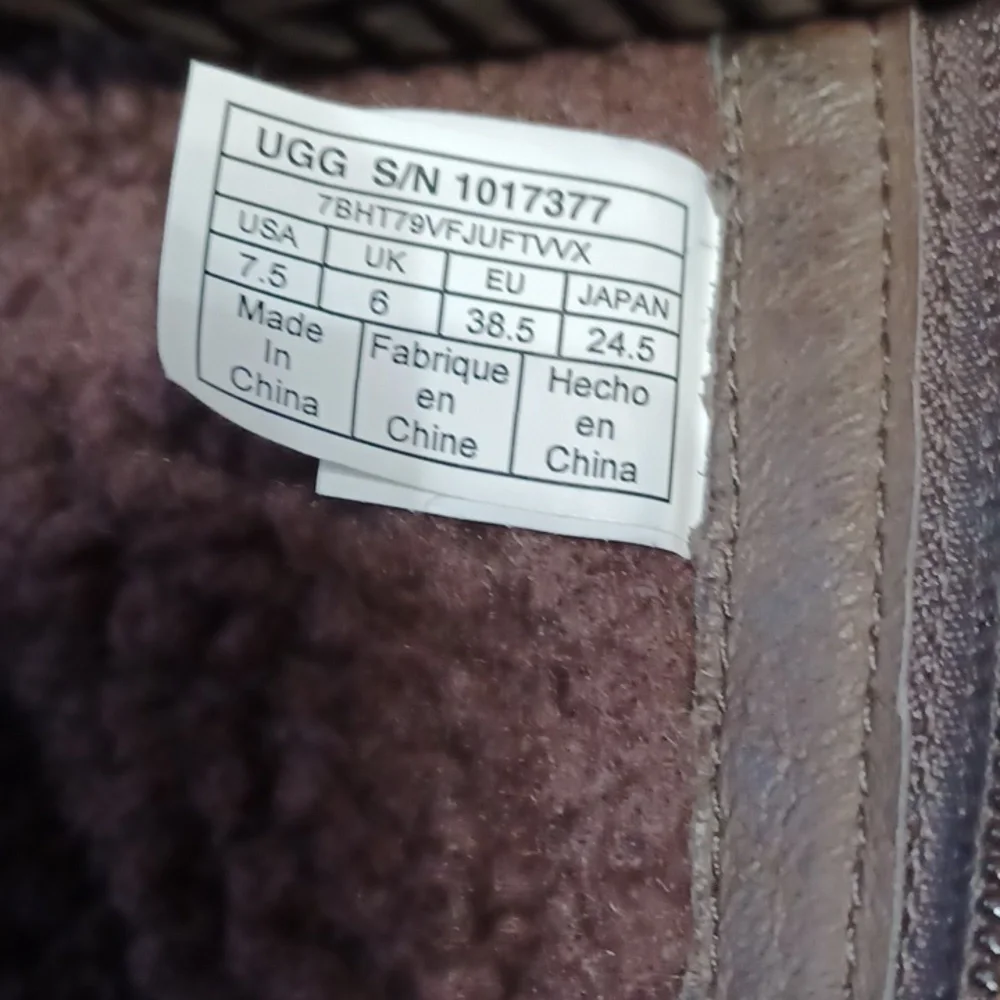 UGG Australia Women's Chocolate Brown Leather & Wool Robbie Boots 7.5 - Picture 5 of 10